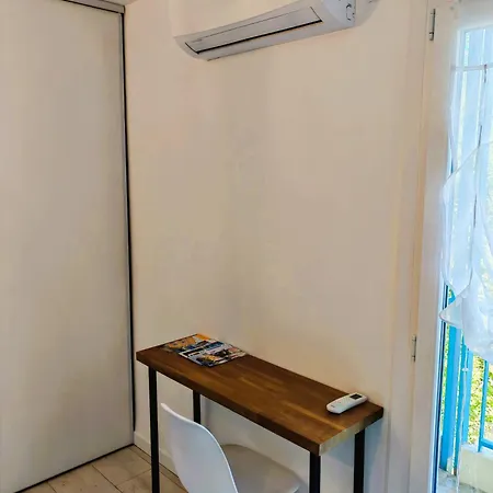 4 Persons - Center - Clim - 2 Mins Of - Juan Les Pins - And Sun Apartmán