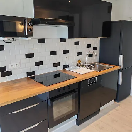 Apartmán 4 Persons - Center - Clim - 2 Mins Of - Juan Les Pins - And Sun *